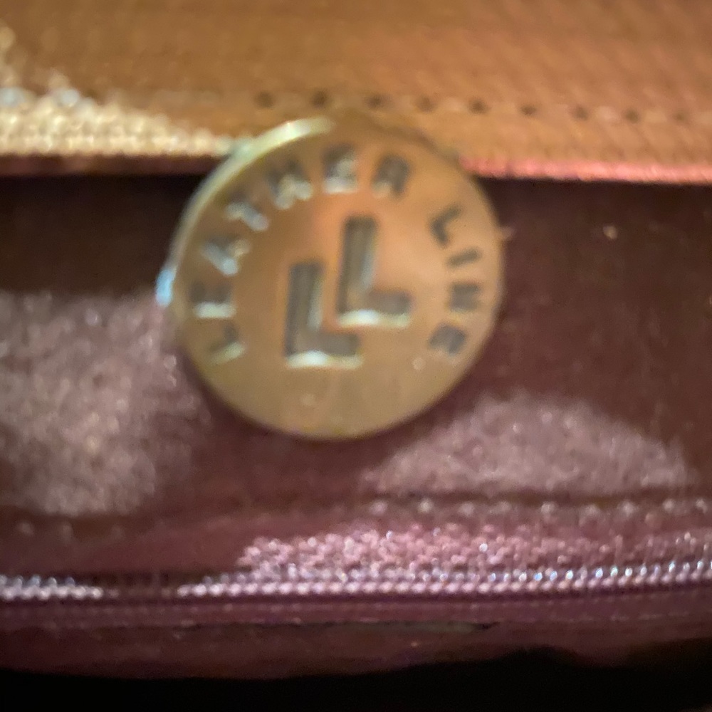 Handbag - Picture 5 of 6